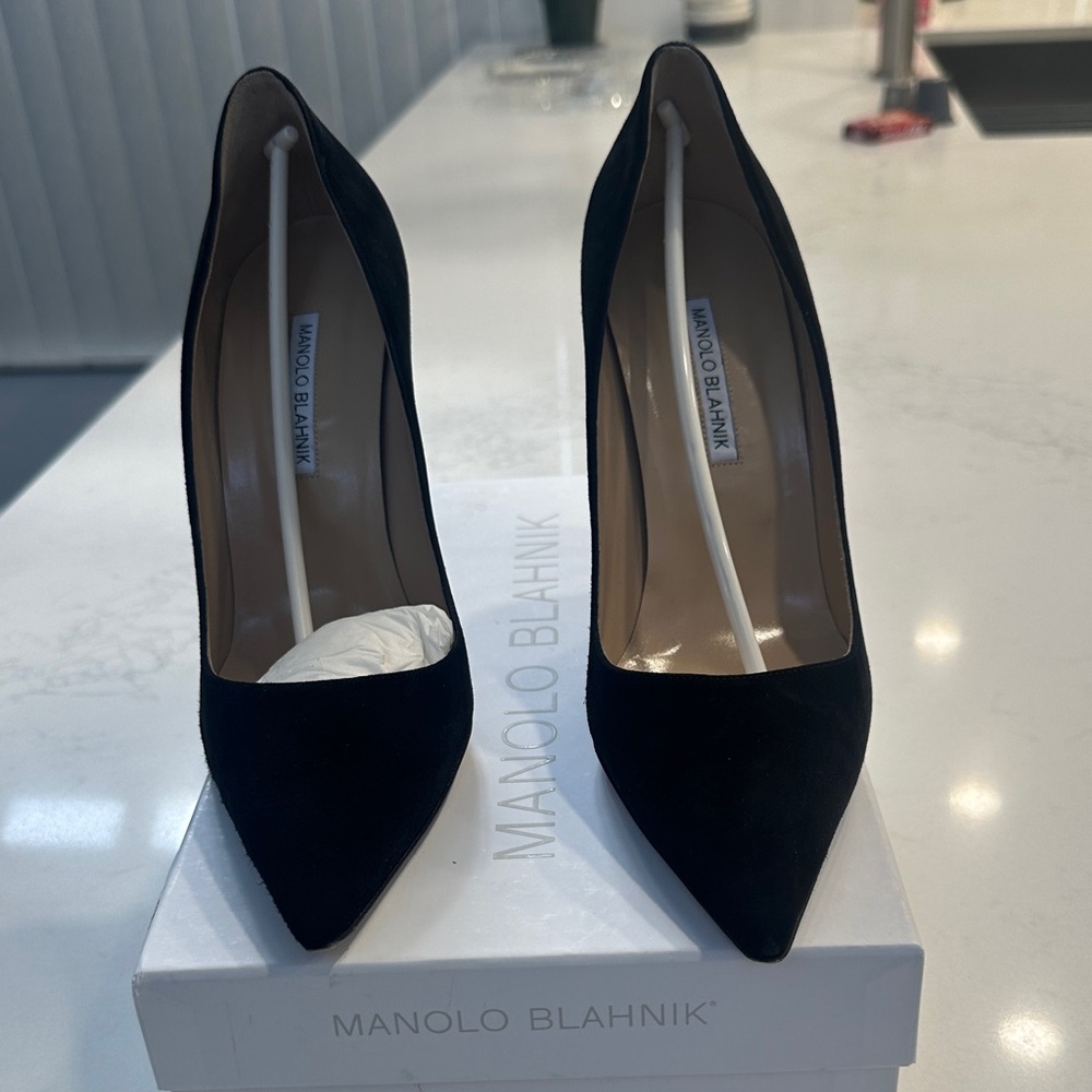 Manolo Blahnik Classic Black Heels Suede